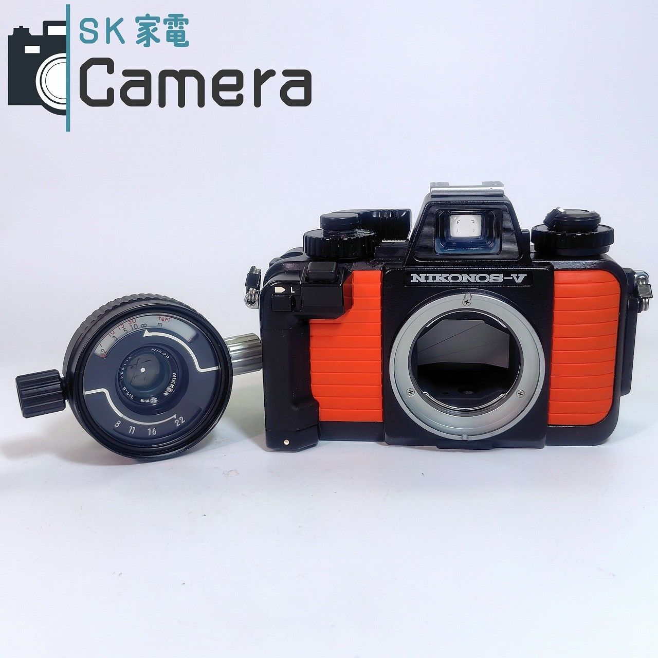 【希少】 Nikon NIKONOS-V ニコノス フィルムカメラ 水中 海でも雪でも【ニコノスV】 フィルムカメラの紹介 - YouTube
