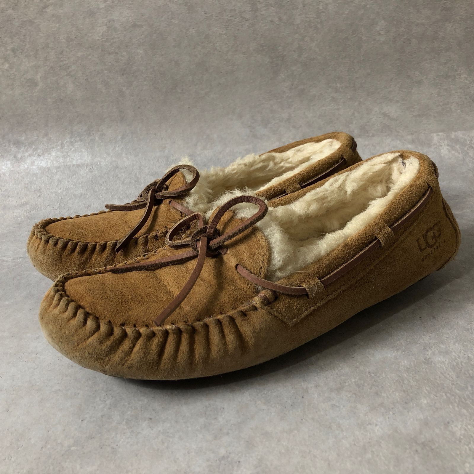 UGG DAKOTA ダコタ シープスキン ムートン モカシン シューズ アグ 