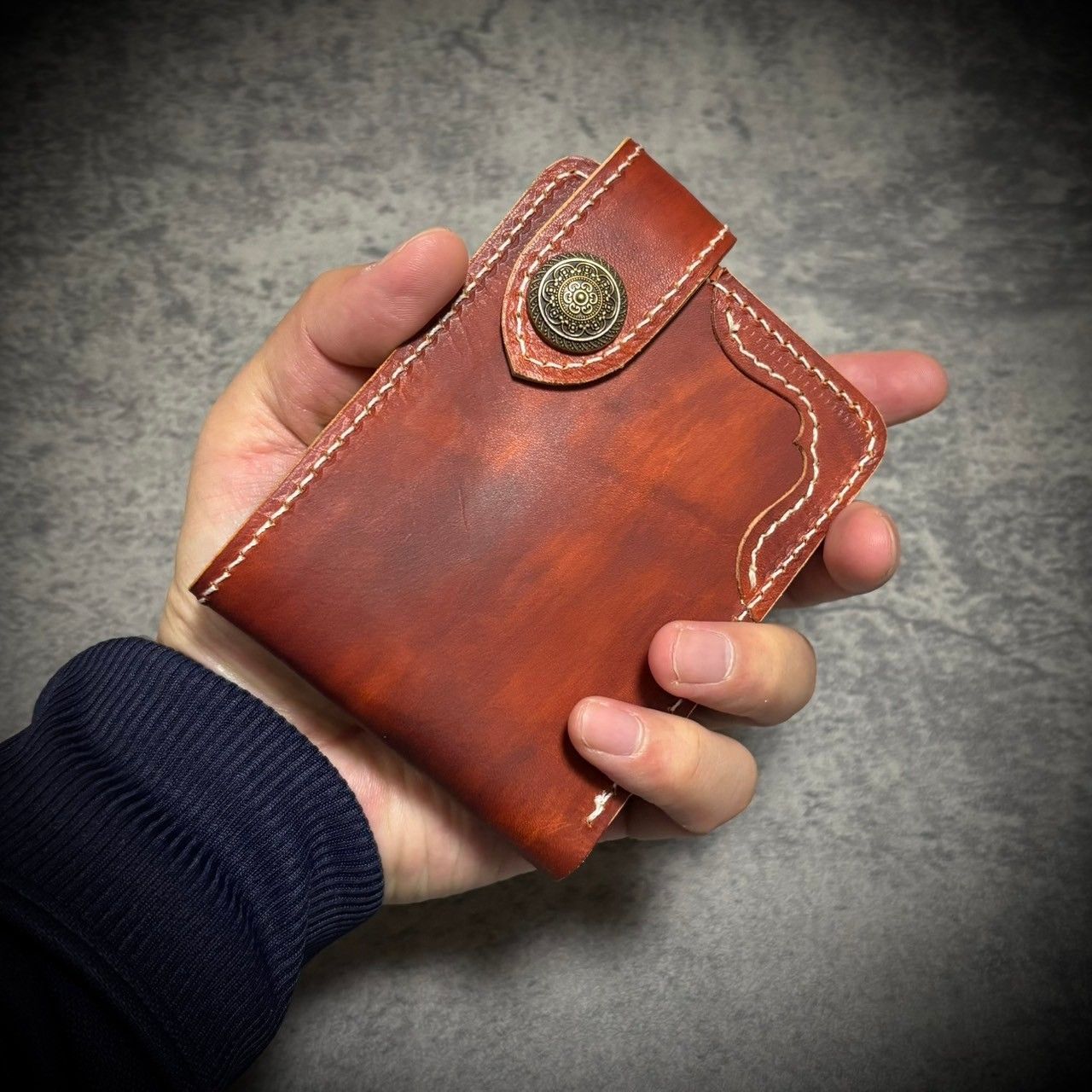 経年変化を楽しむ メンズ 二つ折り 財布 コンチョ ナチュラル
