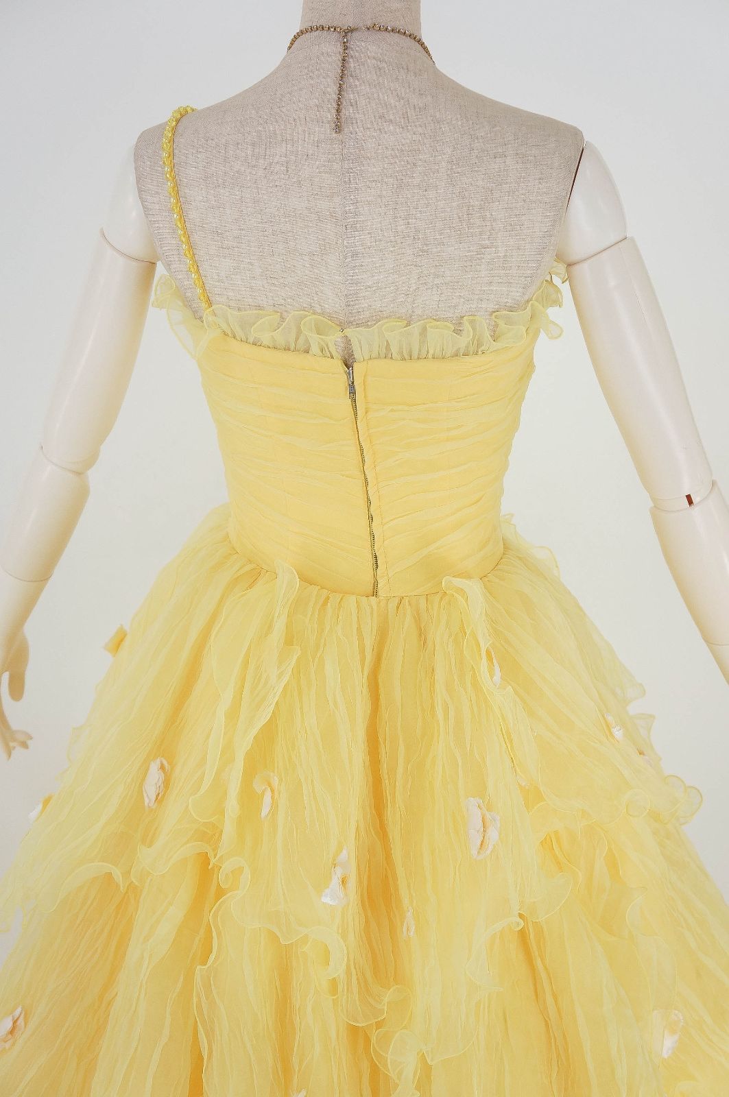 クリーニング済み シワ加工イエローに小花 カラードレス 7号 (CLC3324  