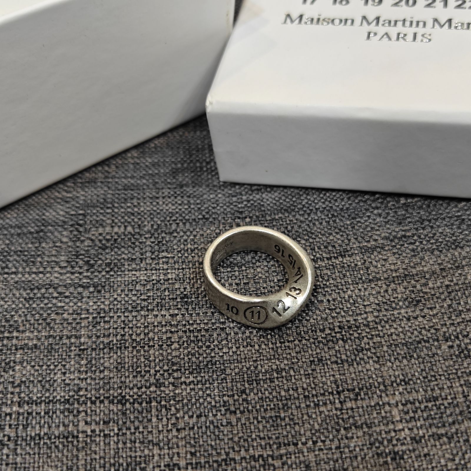 メゾンマルジェラ ロゴ リング 指輪 US9 19号相当 Maison Margiela