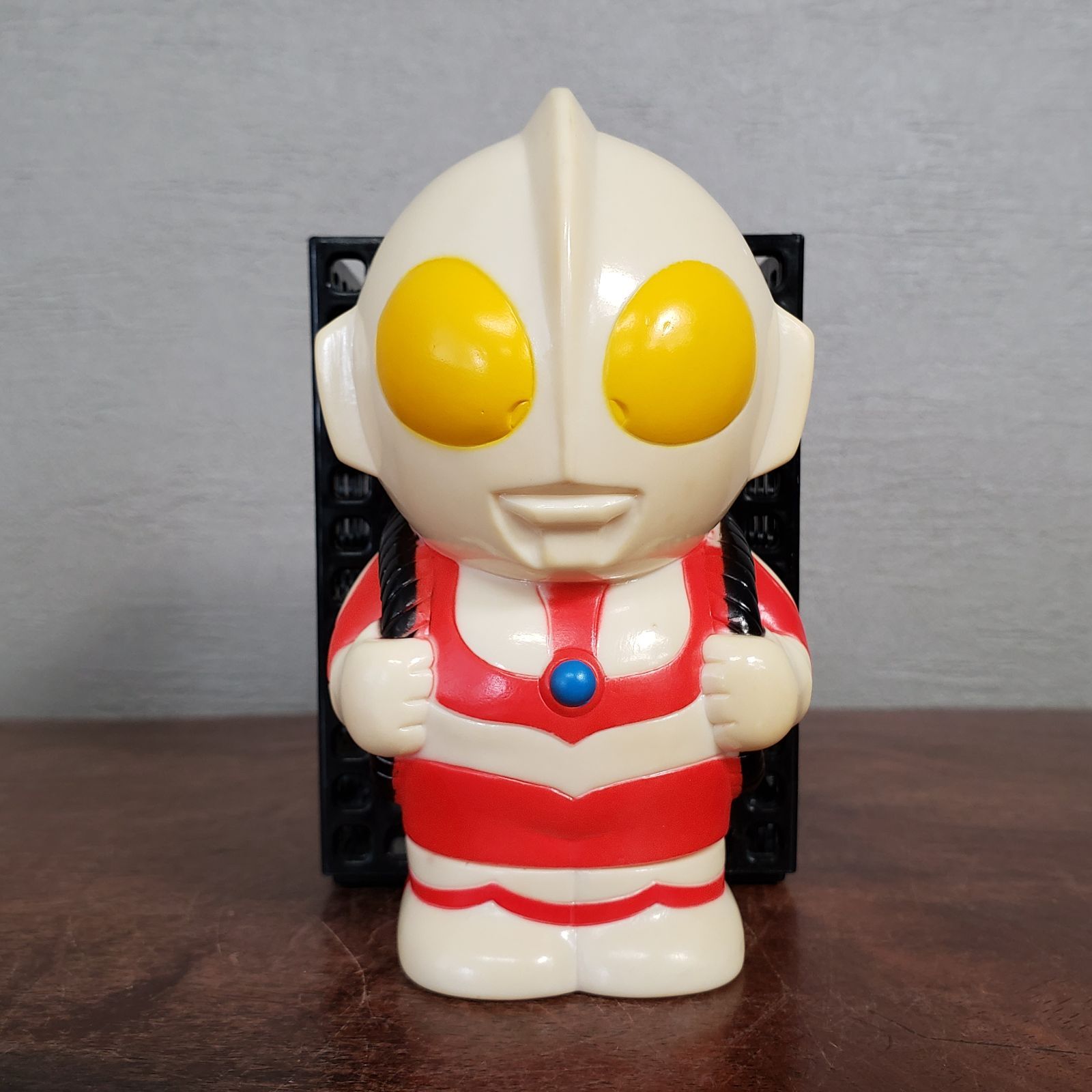 日本製 ウルトラマンのペン立て ユタカ 1992年製造? 円谷プロ
