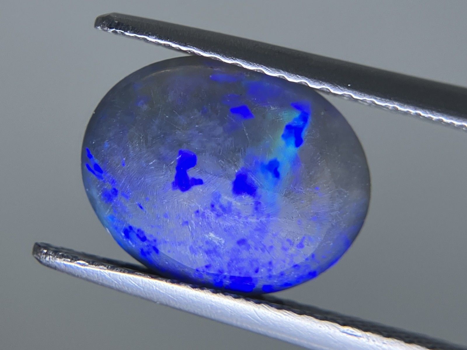 ブラックオパール 2.791ct 中央宝石ソーティング付き 11.2×8.9×5.0 