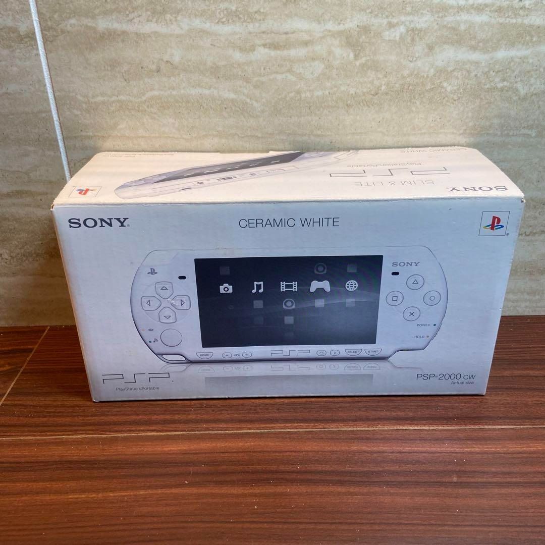 PSP 2000 本体 セラミックホワイト 4615