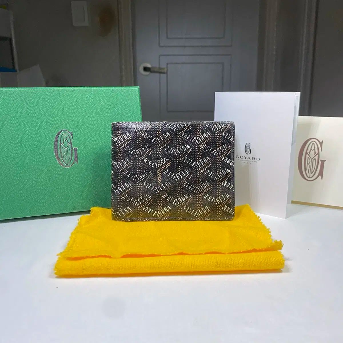 Goyard(ゴヤール) ゴヤール ヴィクトワール 二つ折り財布 - メルカリ