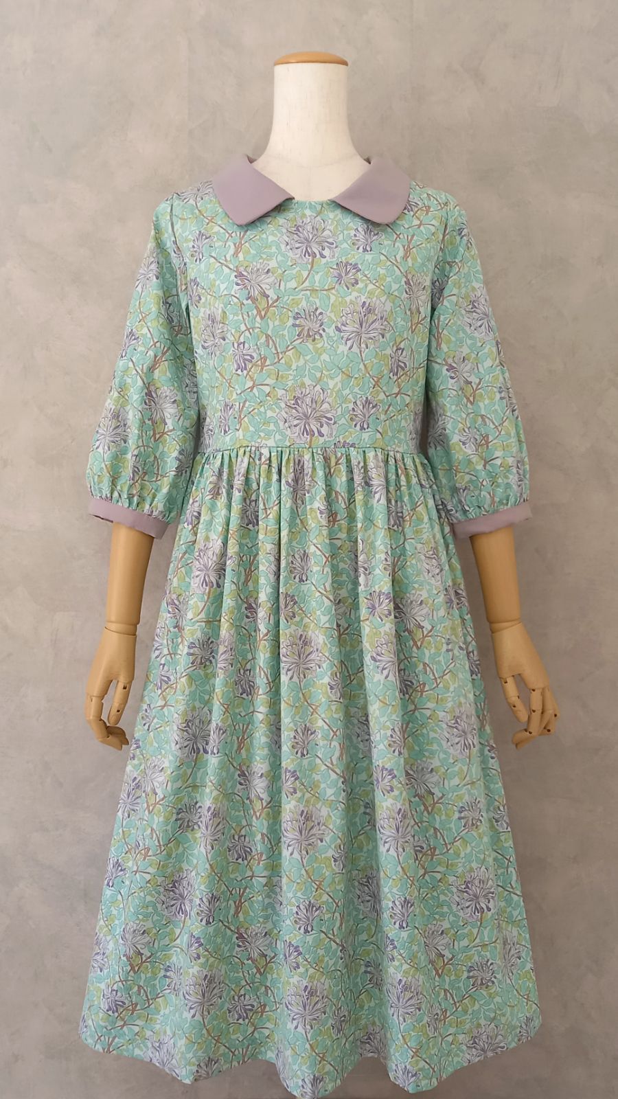 ウィリアムモリス꧂ハニーサックル柄 襟付き配色ワンピース