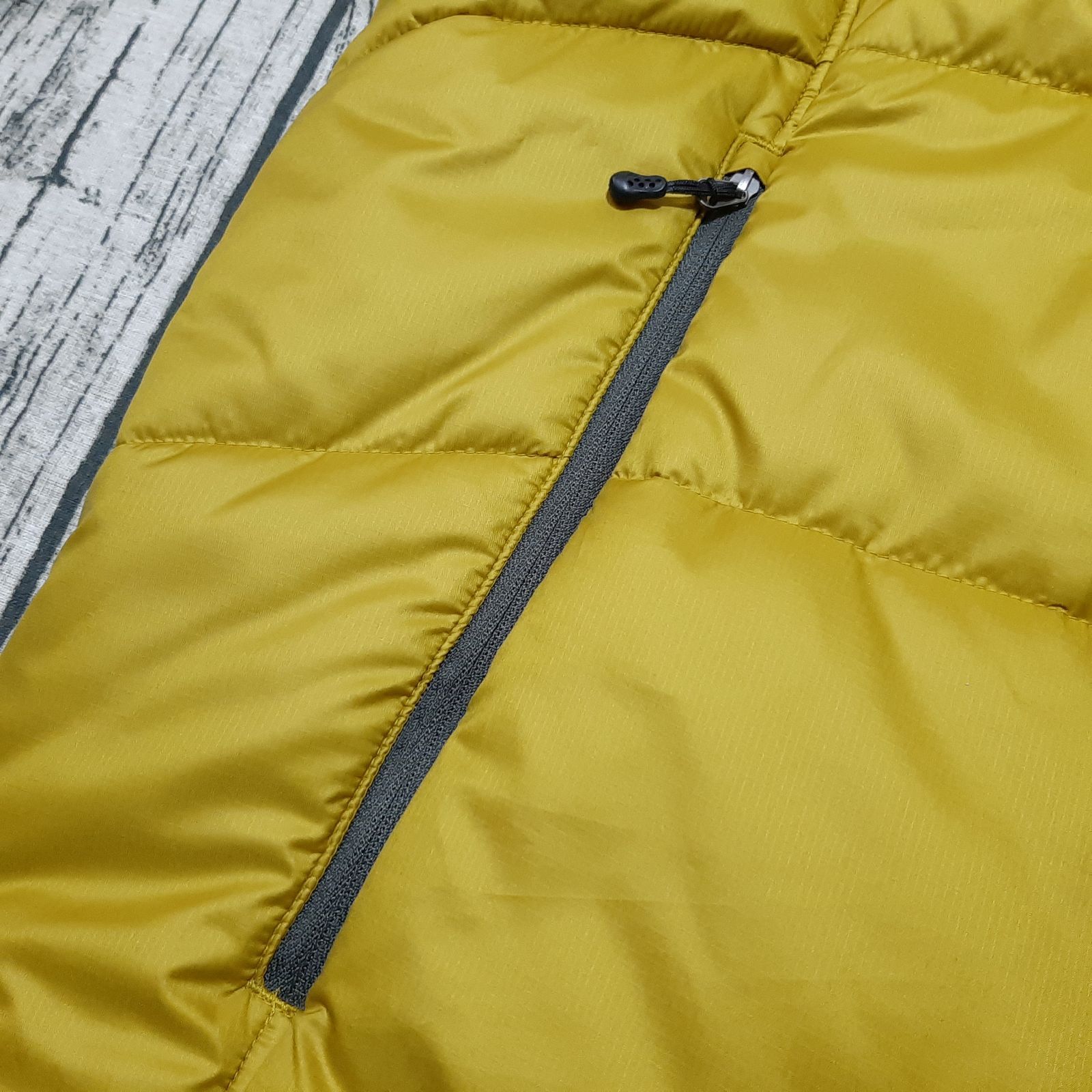 美品Patagonia ゴールデンパーム　84101 F9 size XL】patagonia ダスパーカー ゴールデンパーム 2009 Das Parka