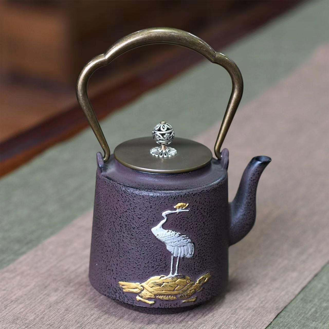 極上古鉄瓶 龍文様 蛙摘み 鉄釜 奉納 刻印 南部鉄器 龍盛堂 鉄瓶