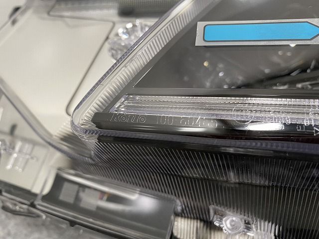 フォレスター SK5/SKE 純正 左 ヘッドライト/ランプ LED KOITO 100