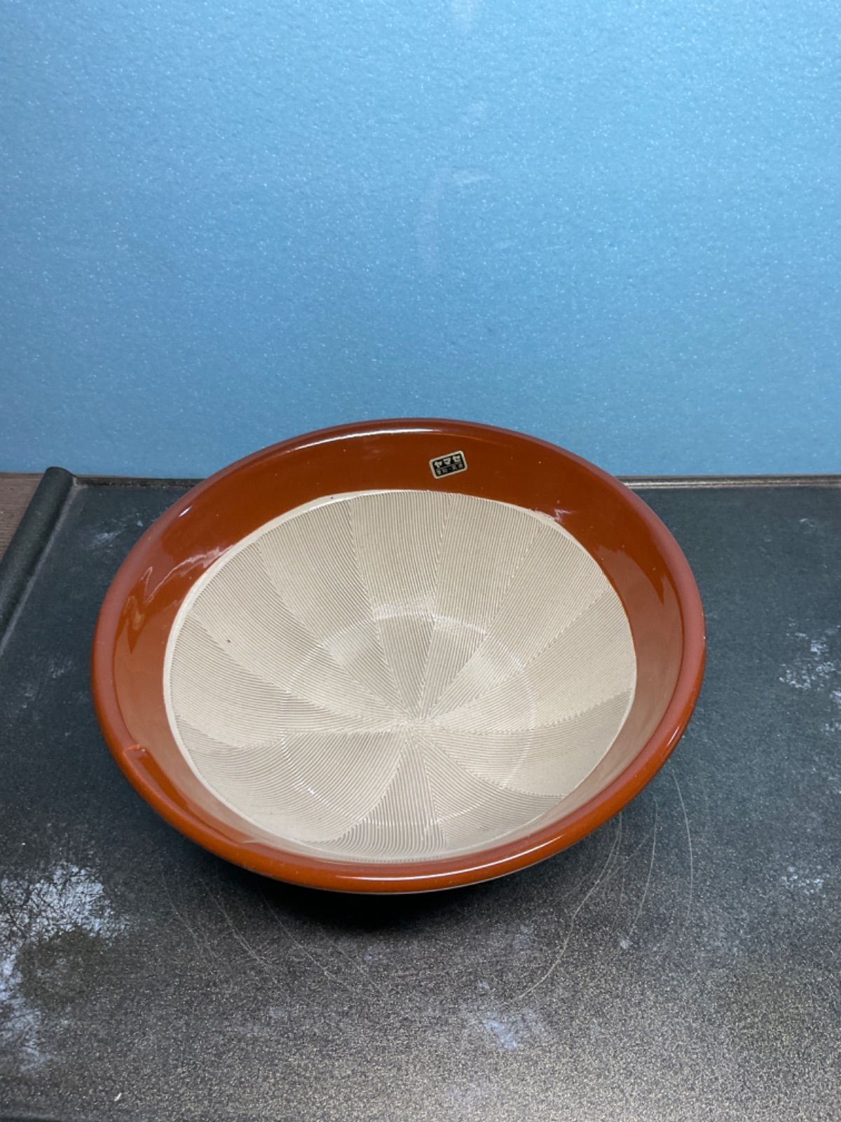 輝くオールドバカラ ディアマンピエーリーの赤いコフレ 【1916年】蓋物