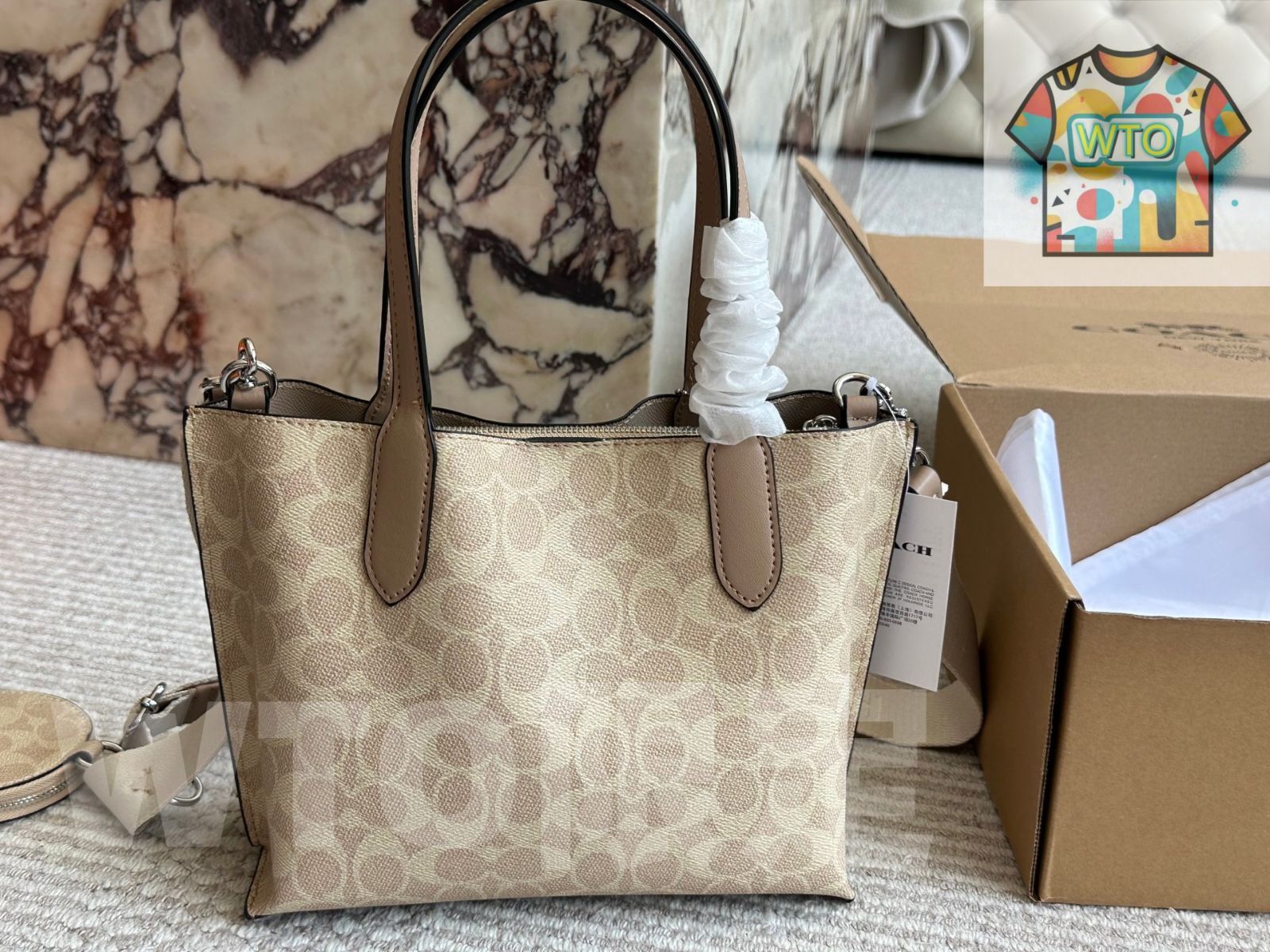 coach トートバッグ　美品 今日WTO】Chic Coach Tote Bag - シックなコーチ トートバッグ