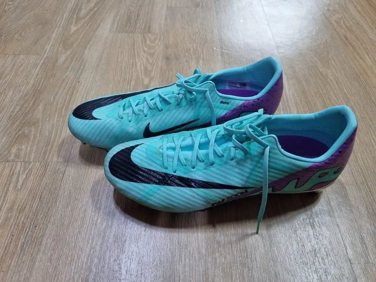 ナイキ ズーム マーキュリアル サッカーシューズ 285