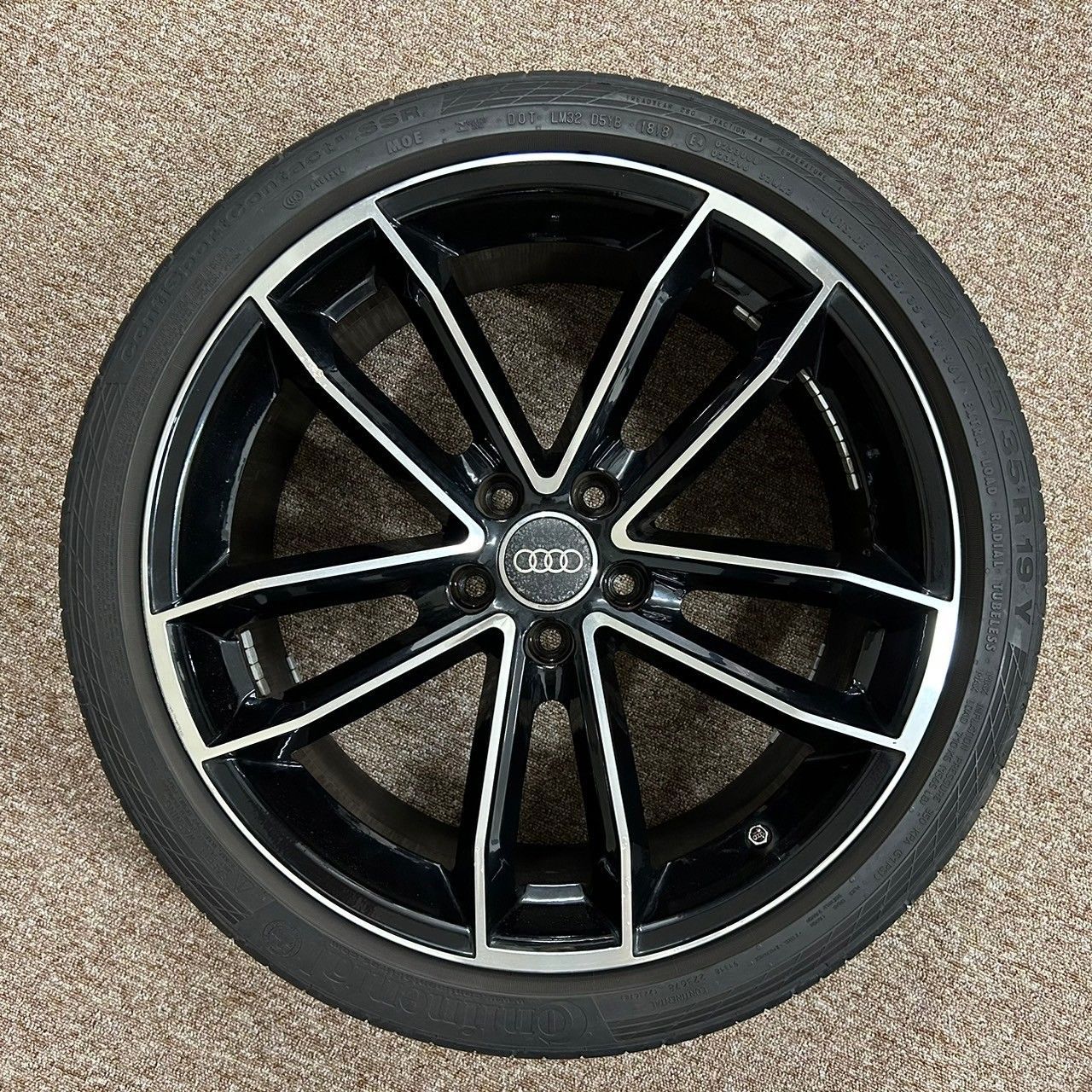 255/40R19 アウディ 純正ホイール 4本セット アウディ 純正ホイール19インチ 4本セット コンチネンタル 255/35R19