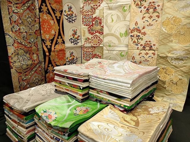 宗sou 草花に蝶模様織出し袋帯