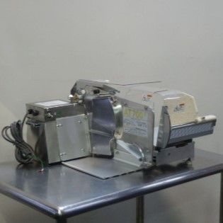 2018年製 ハクラ精機 AT700Z 業務用 1枚切 パン スライサー W590D565H320mm 100V 刃203mm 18kg 手動 アルファ ブレーキ付