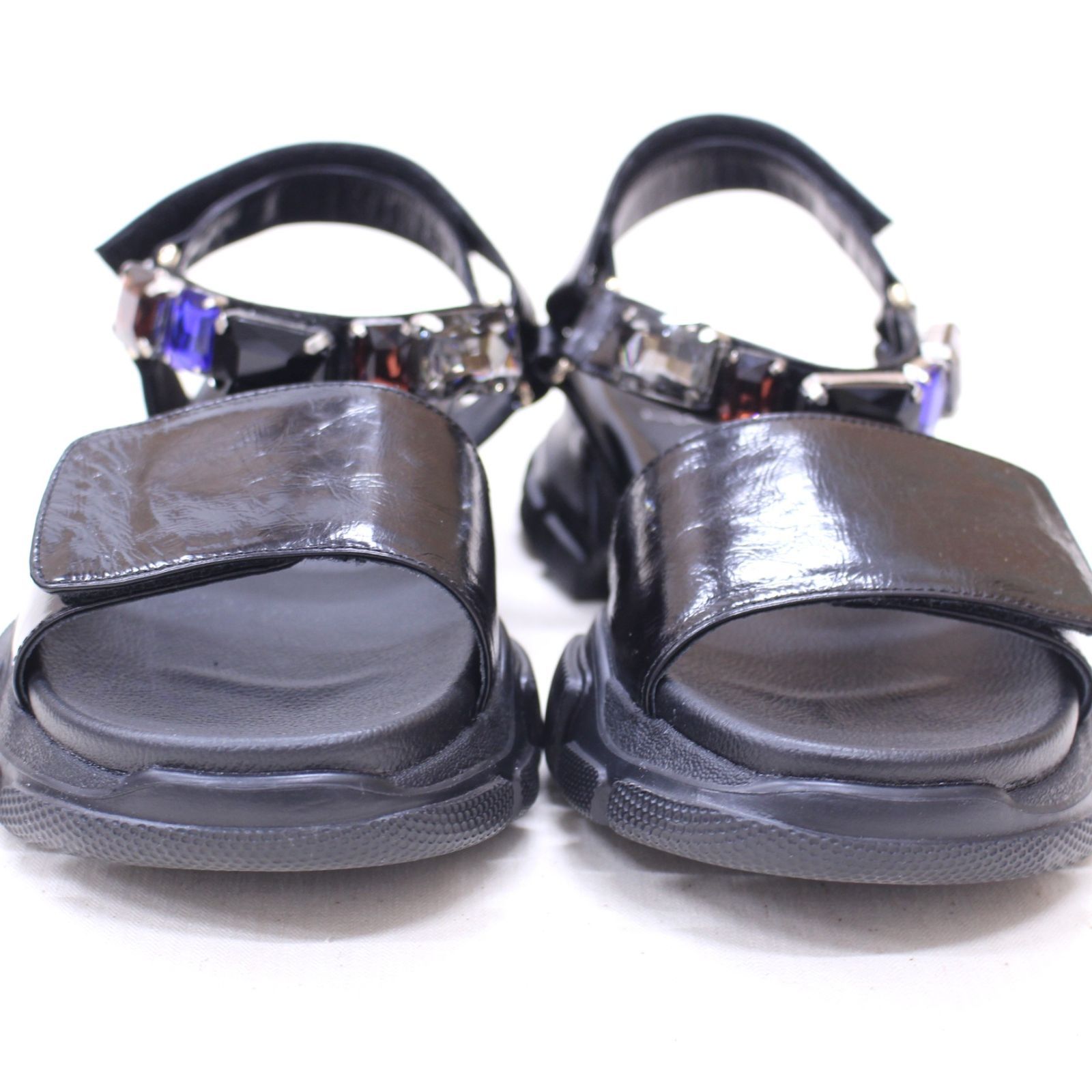 ビジューサンダル