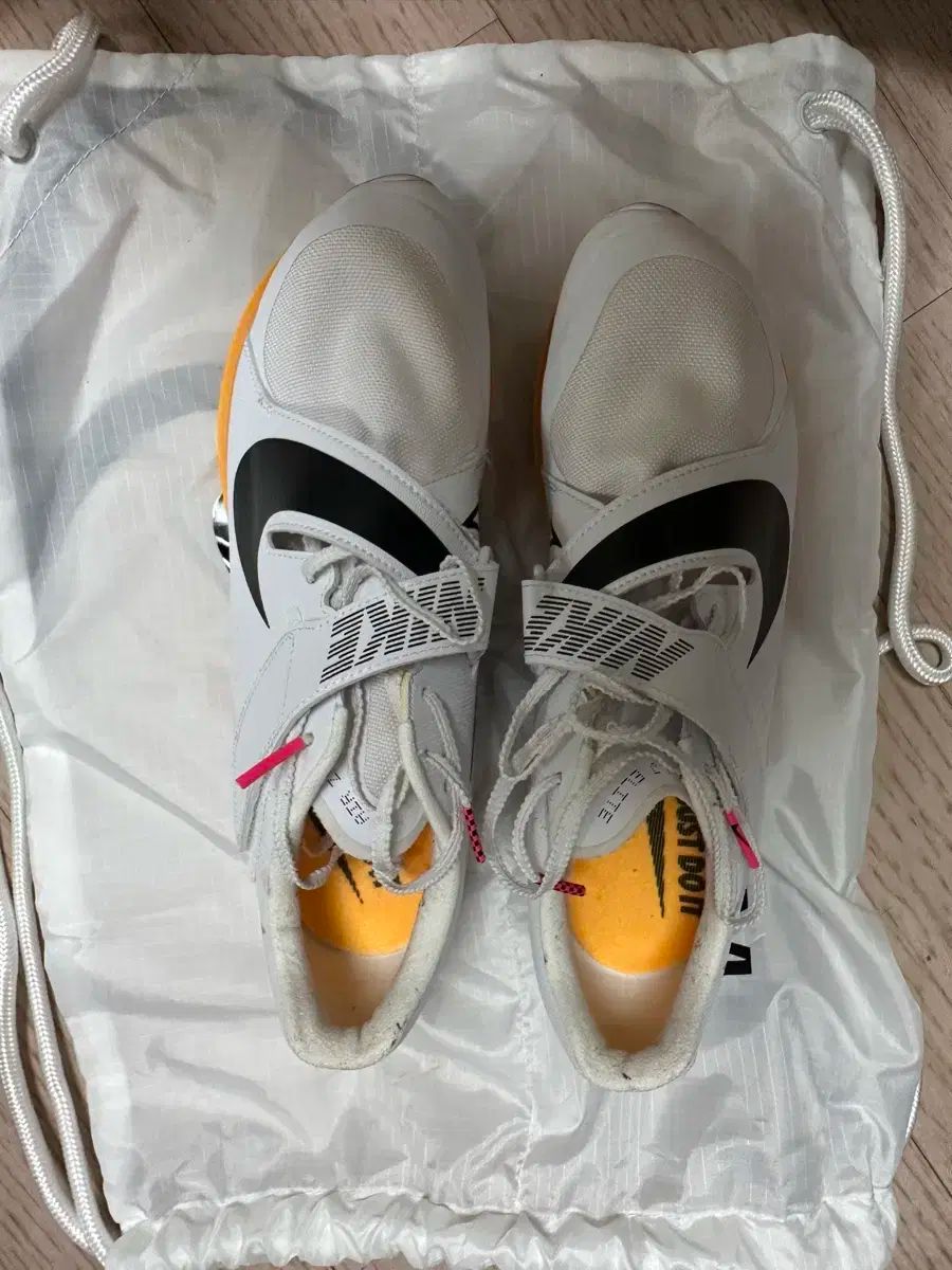 NIKE ナイキ エア ズーム ロングジャンプイベント 255 サイズ 販売