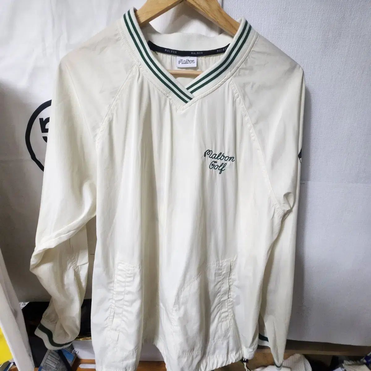 マルボンゴルフ Vネック ウィンドブレーカー アイボリー XL