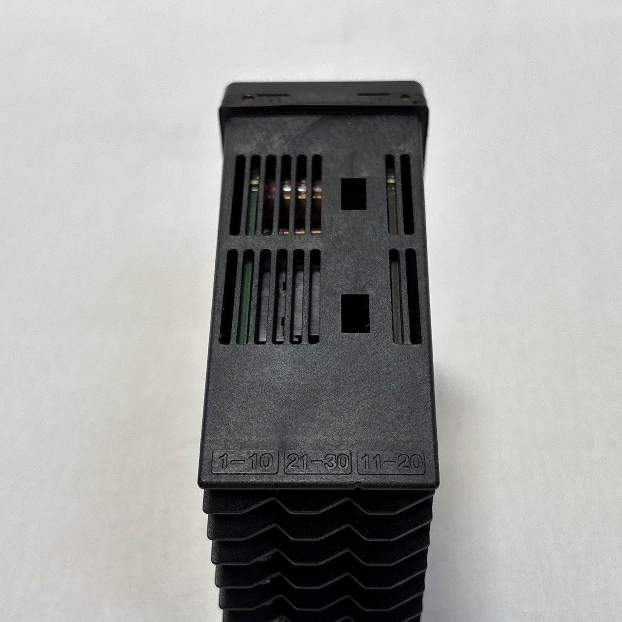 品 YOKOGAWA|UT520-08|デジタル指示調節計