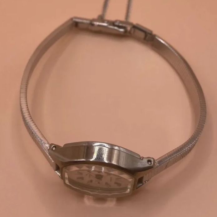 ✨稼働品✨】超音波洗浄済 SEIKO SOLAR 手巻き レディース腕時計 ✨稼働品✨】超音波洗浄済 SEIKO SOLAR 手巻き レディース腕時計