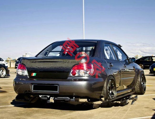 インプレッサ 10代ハーフセダンGDB用改造VTXスタイル樹脂繊維製リアダクト底板およびリアバンパーリップの適用