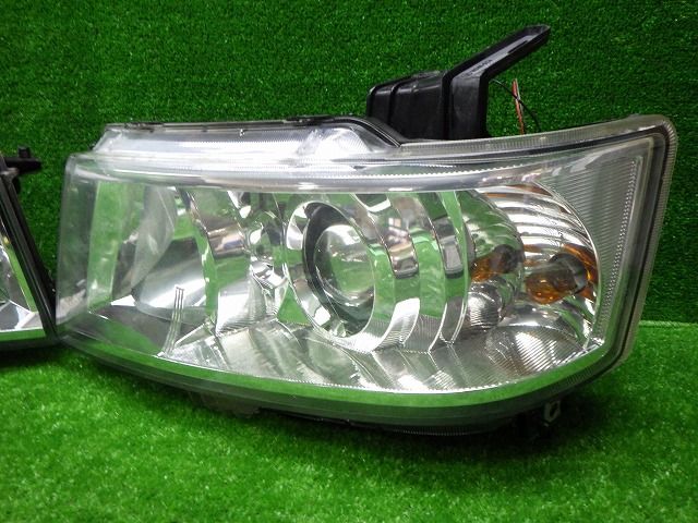 スズキ MH22S ワゴンRスティングレー ヘッドライト 左右 HID 100-59164
