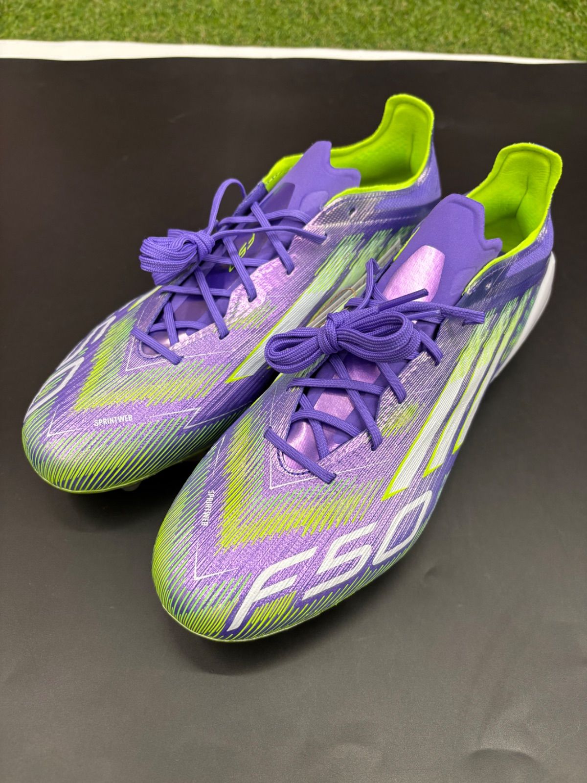 F50 ELITE HG/AG ジャパン フットウェアホワイト×ソーラーレッド