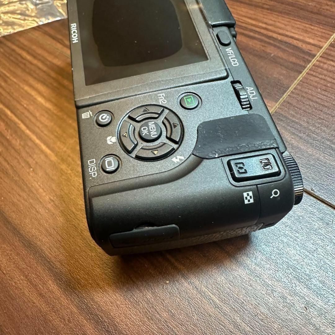 RICOH GX200 デジカメ 新品未使用 2415 - メルカリ