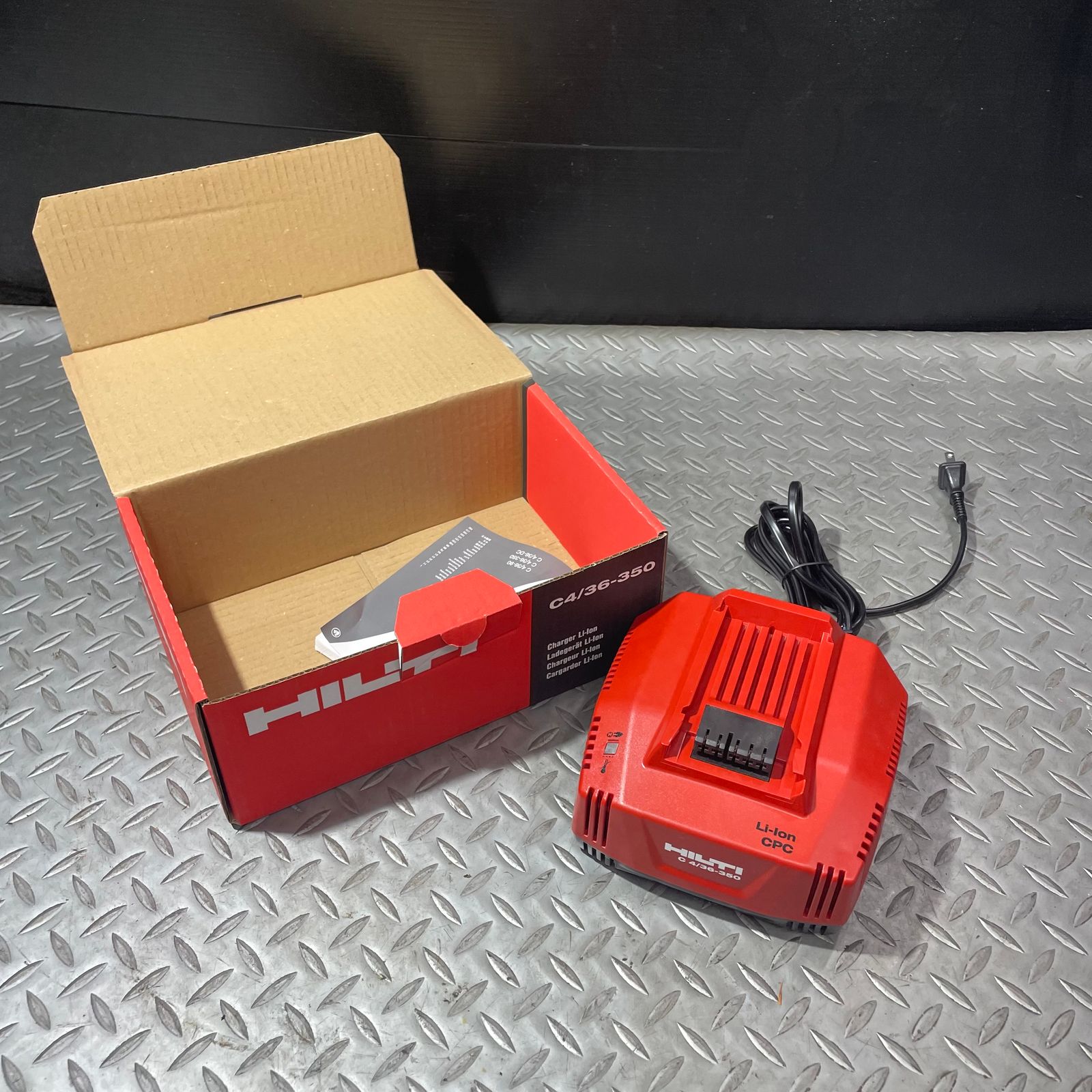 HILTI/ヒルティ 7.2V~36V対応 充電器C4/36-350 バッテリーチャージャー 