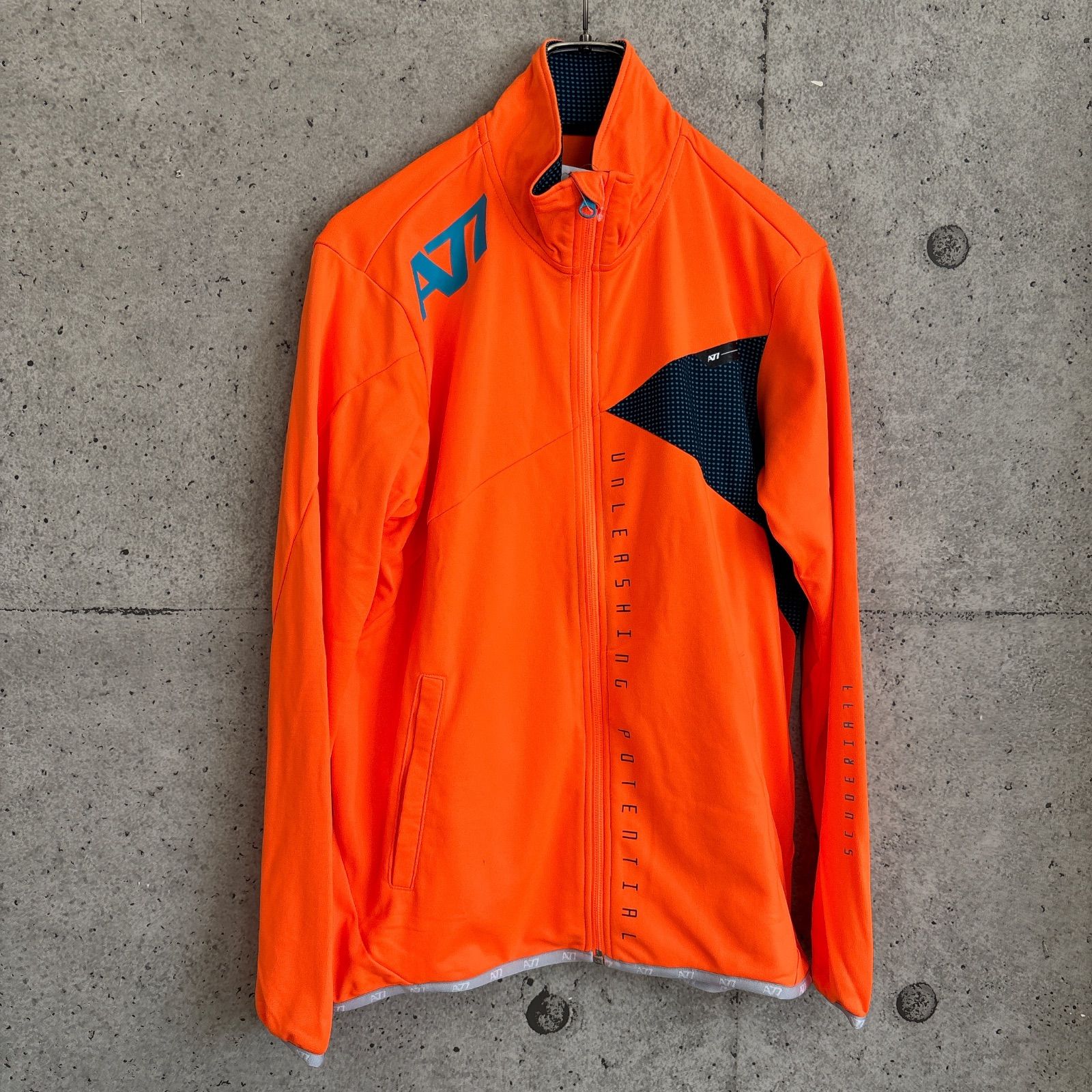 アシックス 陸上競技 ランニング A77 トレーニングジャケット　XAT715 ネオンオレンジ×ネオンオレンジ/Lサイズ ASICS アシックス ウインドブレーカー メンズ asics A77 フーディ