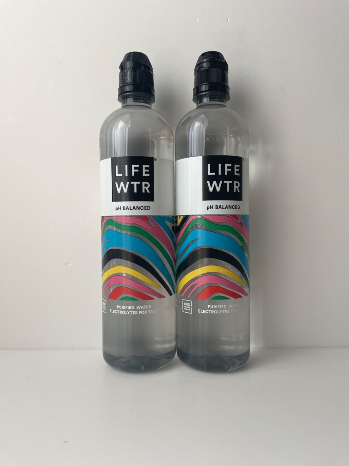 日本未発売 未開封☆ライフウォーター LIFEWTR 1000mlボトル 1本