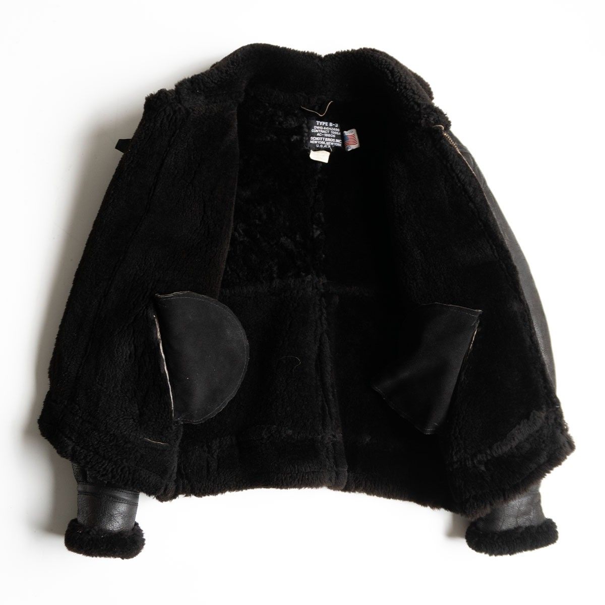 値下げ中11-53【レア】B-3レザージャケット　黑　ムートンボンバージャケット 上質ムートンを贅沢に使用、革ジャンの王様 B-3ボンバー