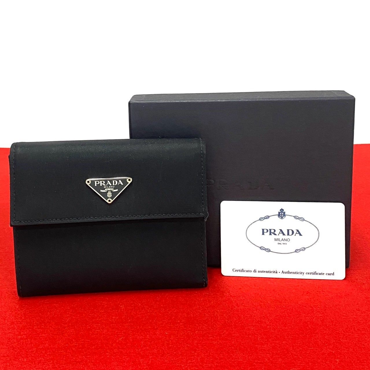 極 美品 箱付 PRADA プラダ 三角ロゴ 金具 ナイロン レザー 本革 極 美品 箱付 PRADA プラダ 三角ロゴ 金具 ナイロン レザー 本革
