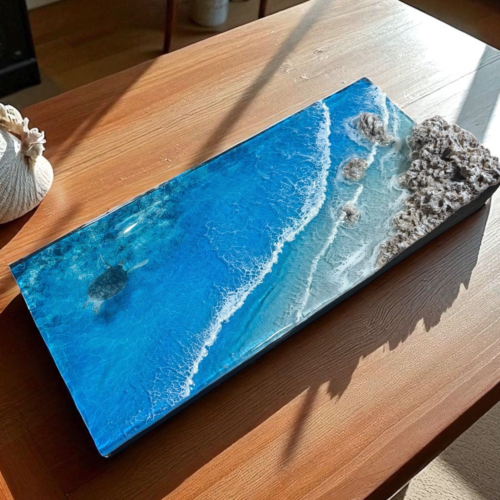 <傾斜厚盛りボード ウミガメ横長タイプ> 超立体 沖縄の海 レジンアートボード 美ら海 オーシャンアート N675