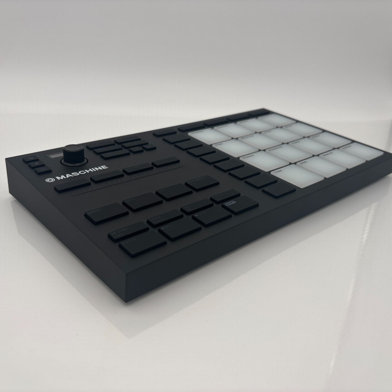 MASCHINE MIKRO MK3 未使用！ MASCHINE MIKRO | 製品 | Native Instruments（正規輸入代理店）