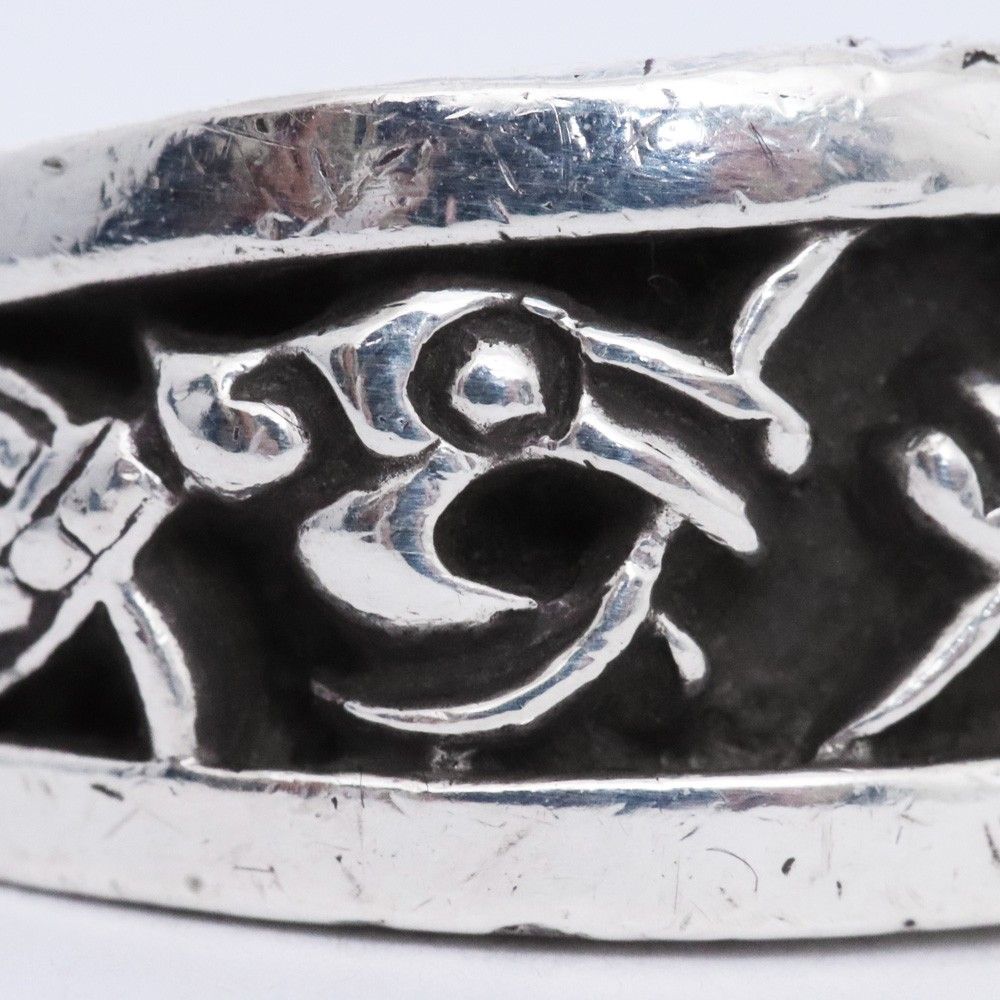 20号 CHROME HEARTS ケルティック ナロー Vバンド リング