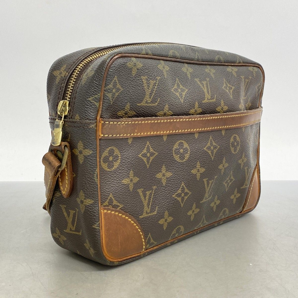 大人気✨LOUIS VUITTON モノグラムトロカデロショルダーバッグ モノグラム トロカデロPM 詳細情報とお値段【ルイ・ヴィトン