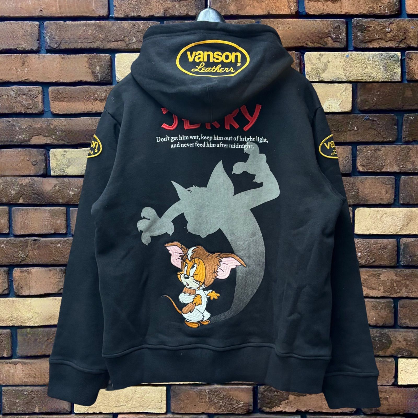TOM&JERRYコラボ 】 裏毛ZIPパーカー グレムリン ジェリー VANSON 