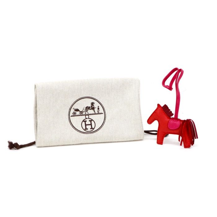 エルメス チャーム エルメス、ヴァレクストラ「名品バッグ」に茶目っ気