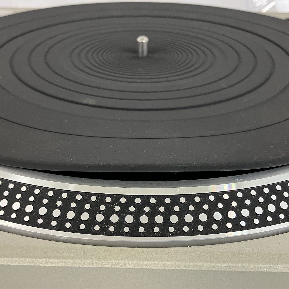 レコードプレイヤー