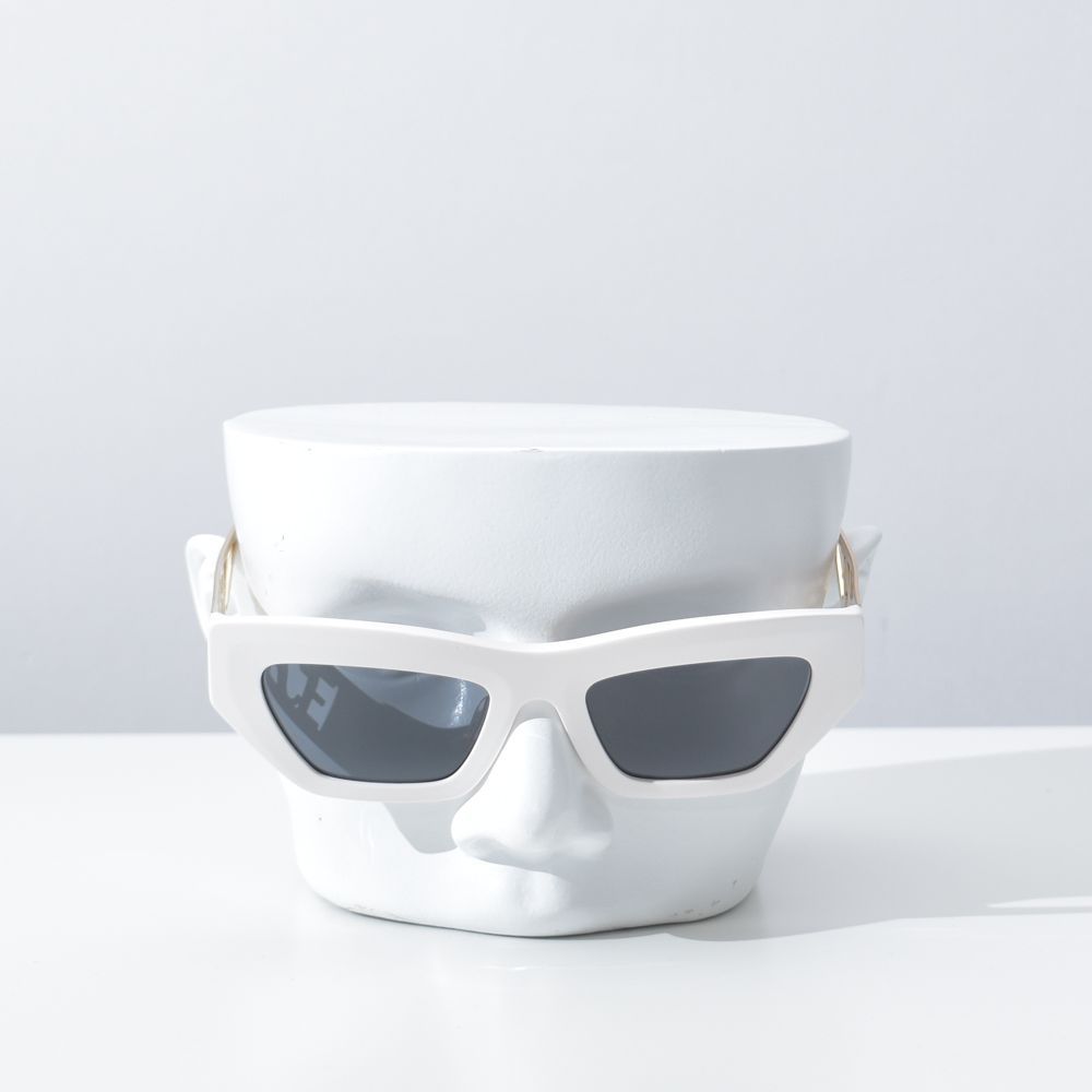 VERSACE サングラス ホワイトケース VERSACE サングラス ホワイトケース アクセサリー