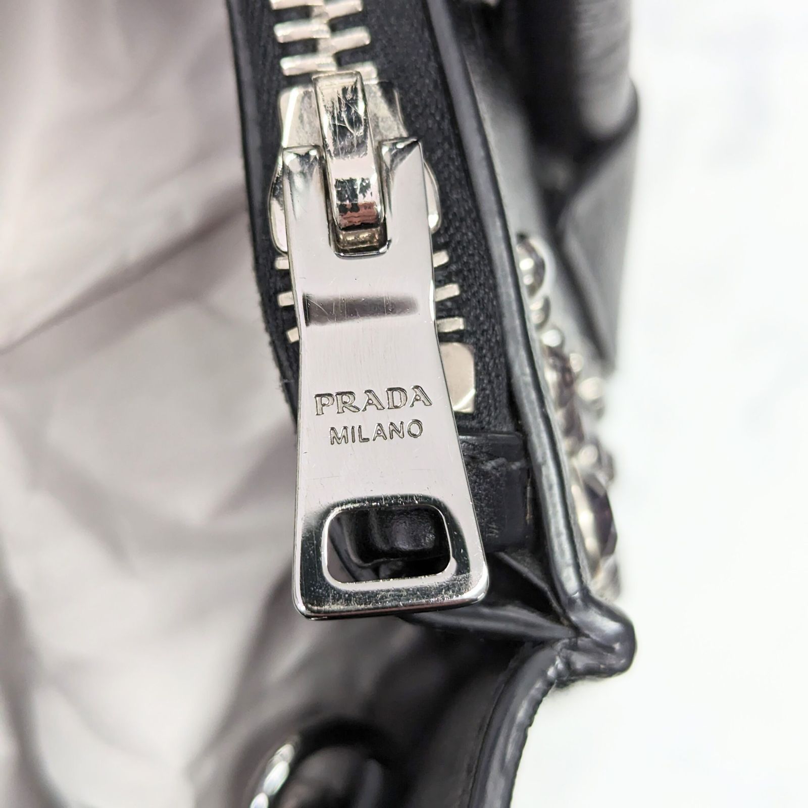 134 PRADA プラダ B2625O グラッセカーフ ２WAYトートバッグ スタッズ