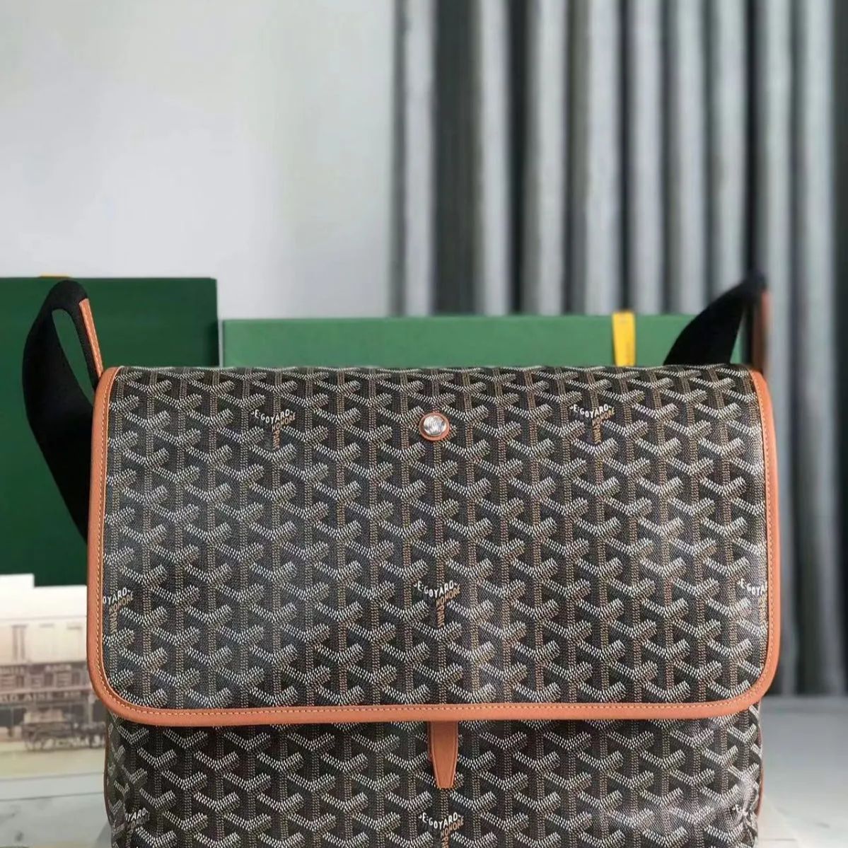 箱付きGOYARD ゴヤール ショルダーバッグ