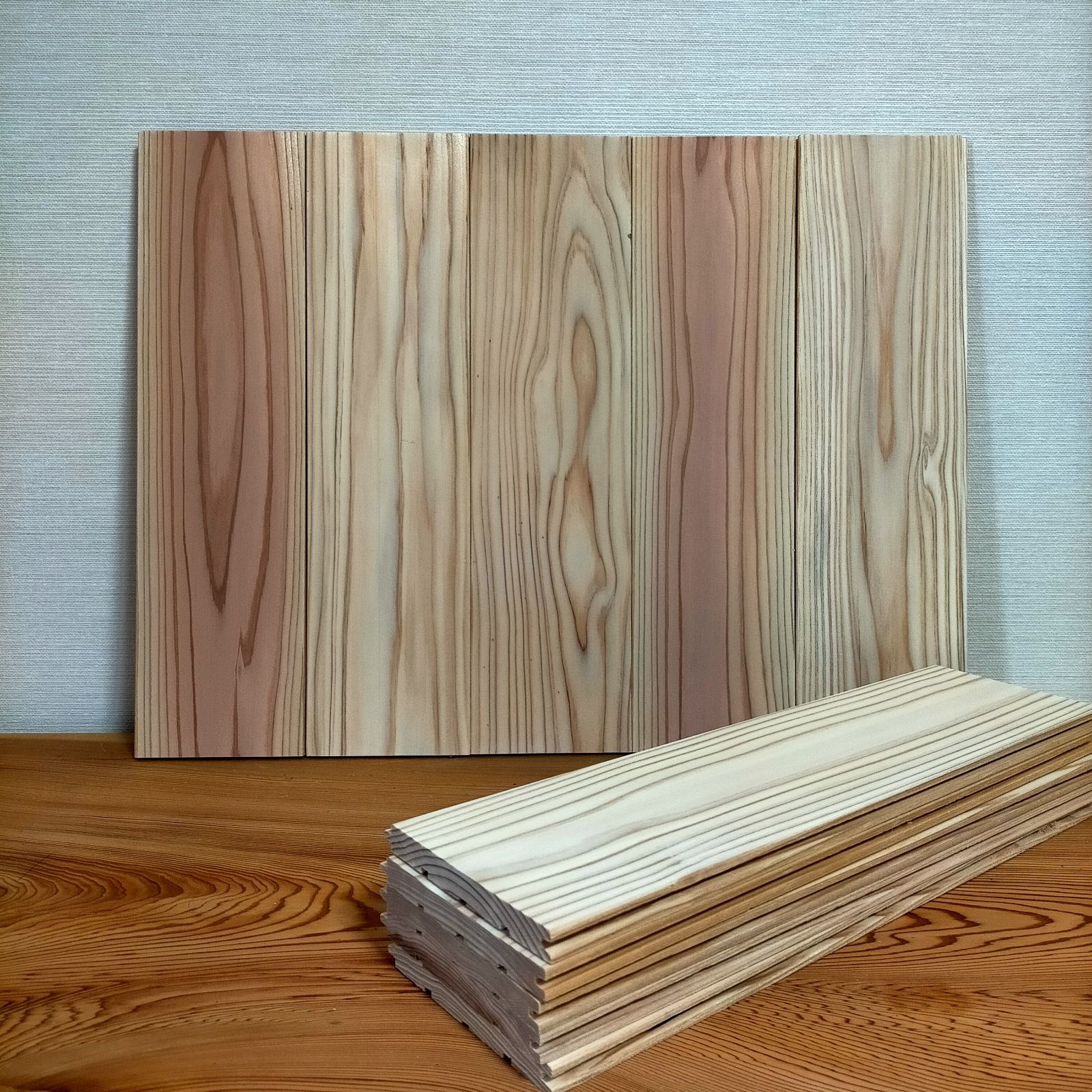 国産 杉 羽目板 40㎝ 木材 壁板 床板 DIY - メルカリ