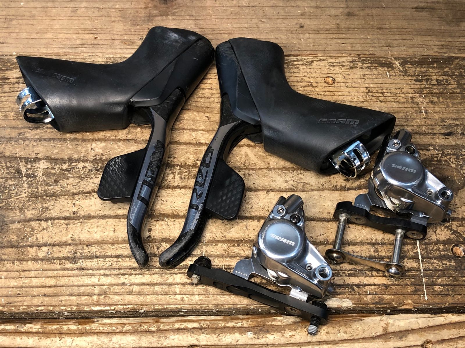 IT608 スラム SRAM レッド Red AXS eTap コンポセット 2x12s BRIGHTFACE_UK