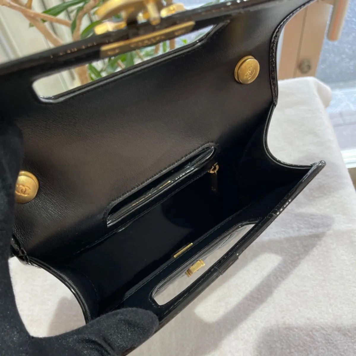 ゆら2525 春夏コレクション CHANEL ヘアピン　箱ショッパー付き ゆら様 専用2525 春夏コレクション CHANEL ヘアピン 箱