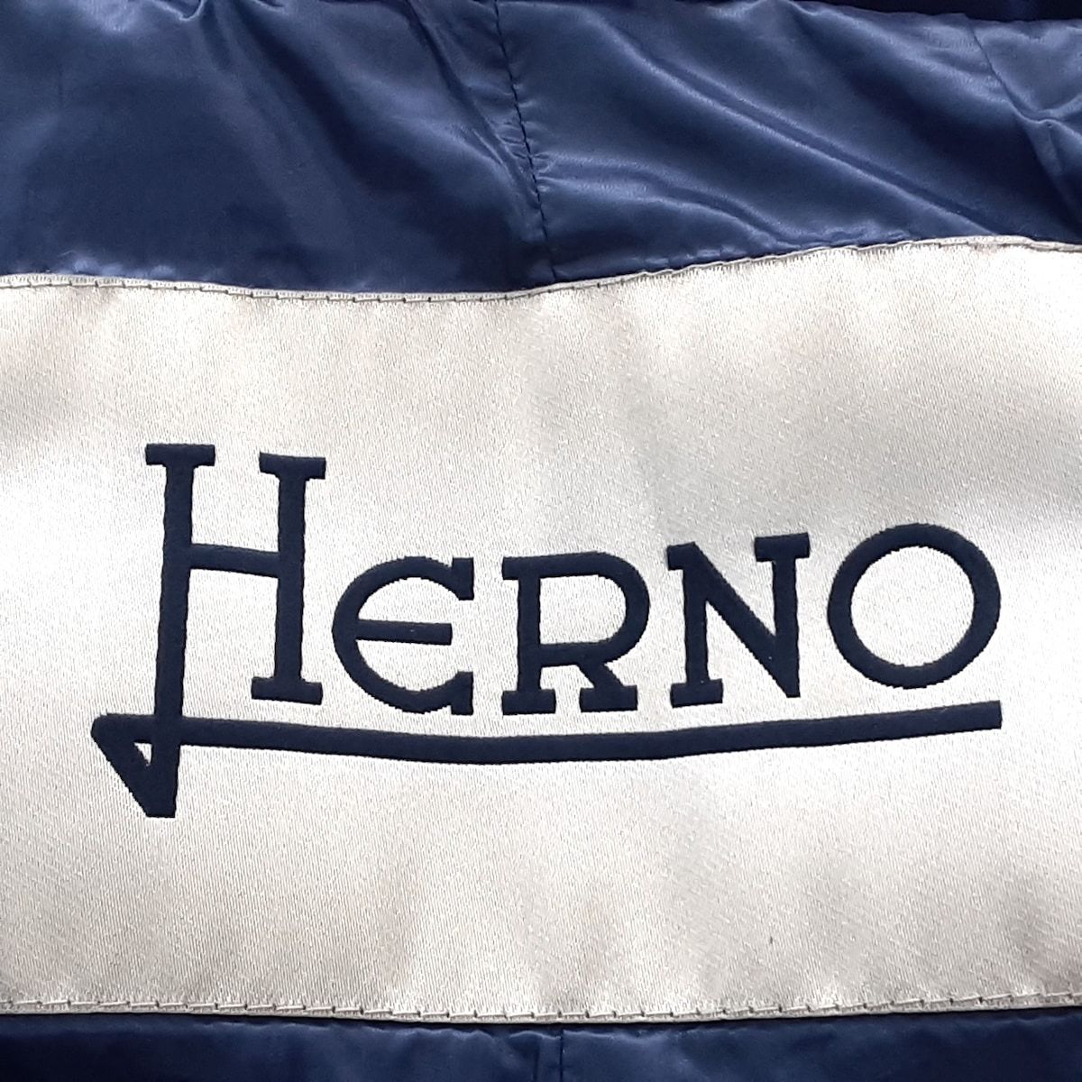 HERNO(ヘルノ) ダウンコート サイズ40 M レディース - ネイビー 長袖/ジップアップ/冬