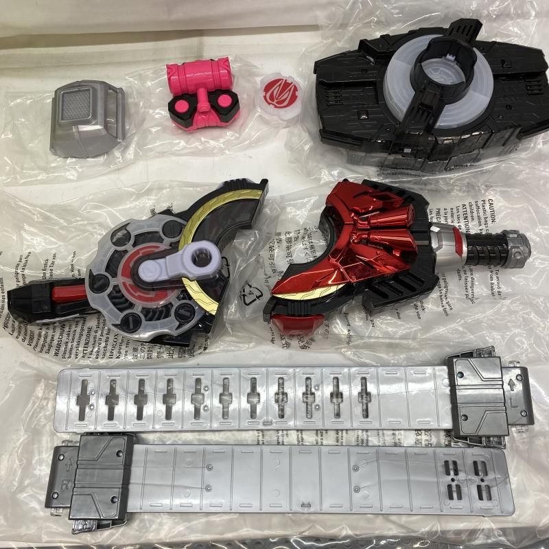 中古】開封・箱イタミ)DXデザイアドライバー&DXゾンビレイズ 中古】開封・箱イタミ)DXデザイアドライバー&DXゾンビレイズ