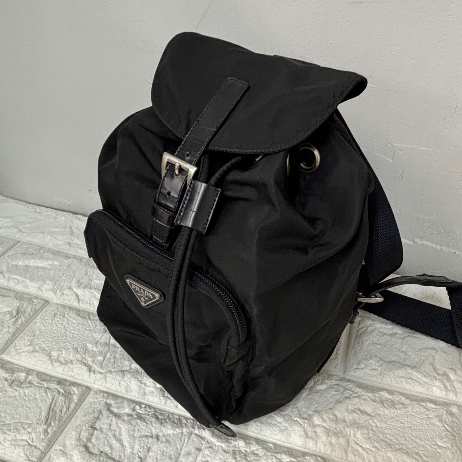 【美品】PRADA リュック ナイロン 三角ロゴ ミニリュック ✨人気✨プラダ リュック バックパック ミニ 三角ロゴプレート