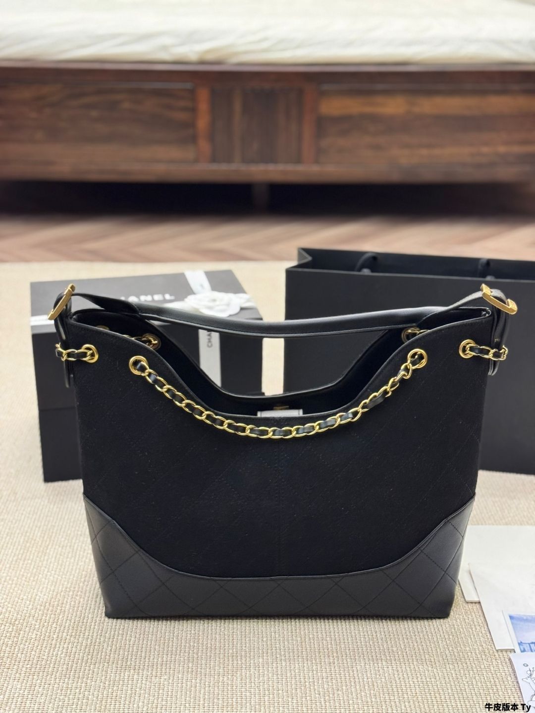 今日特価】Vintage Chanel 25p Diamond Quilted Tote Bag（菱格
